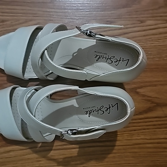 LIFESTRIDE SANDALS - Picture 3 of 4